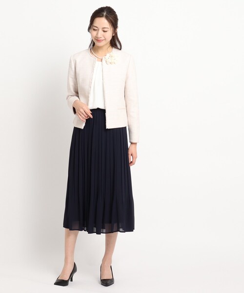 Dessin(デッサン)の「【セレモニー/入卒】ツィード クルーネック ジャケット<S~L>(ノーカラージャケット・レディース・ベージュ/ネイビー/サックスブルー・01/02/03)」の17枚目の写真