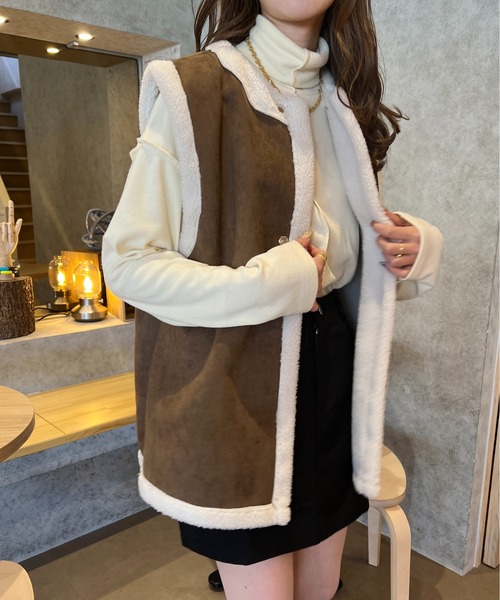 Ambre Ciel(アンブルシエル)の「フェイクスウェードボアベスト/【WEB/EC限定商品】(ベスト・レディース・ライトブラウン/ライトベージュ・FREE)」の18枚目の写真