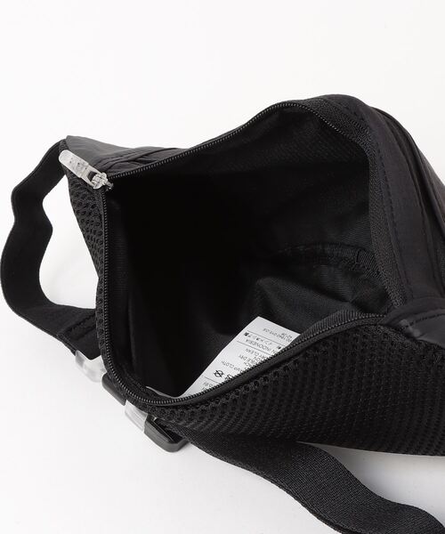 NIKE（ナイキ）の「【NIKE/ナイキ】チャレンジャーウエストパック ラージ/ウエストバッグ（ボディバッグ/ウエストポーチ・メンズ・ブラック・FREE）」の4枚目の写真