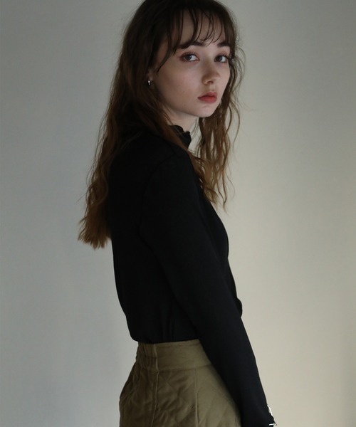 aity（アイティ）の「シアーネットハイネックプルオーバー（Tシャツ/カットソー・レディース・ブラック/ブラウン/ダークブルー/パープル/オレンジ/ダークグリーン/オフホワイト・M）」の21枚目の写真