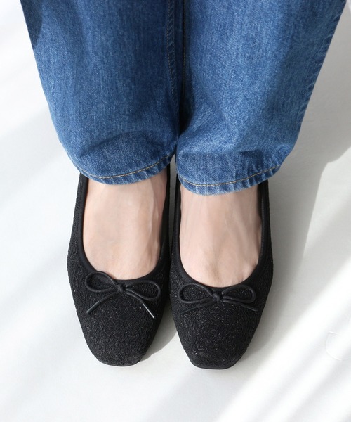 Fin(フィン)の「グリッターレースバレエシューズ【低反発スポンジ入り】(バレエシューズ・レディース・ブラック/ベージュ・22.5cm/23cm/23.5cm/24cm/24.5cm)」の8枚目の写真