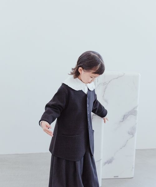 LOWRYS FARM（ローリーズファーム）の「ニットジャケット　184792（ノーカラージャケット・キッズ・ブラック/ネイビー・120cm/130cm/140cm）」の6枚目の写真