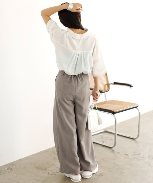 GeeRA(ジーラ)の「リネンタッチ5分袖ルーズシャツ(シャツ/ブラウス・レディース・オフホワイト/ブラック/ベージュ・MEDIUM/LARGE)」の17枚目の写真