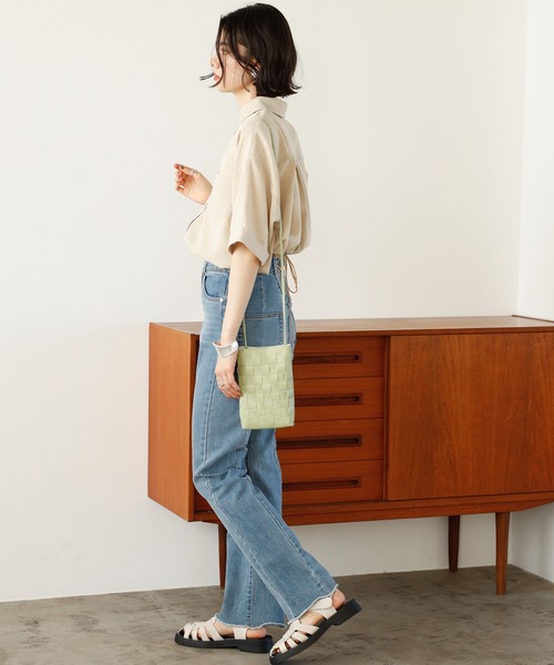 GeeRA(ジーラ)の「リネンタッチ5分袖ルーズシャツ(シャツ/ブラウス・レディース・オフホワイト/ブラック/ベージュ・MEDIUM/LARGE)」の21枚目の写真