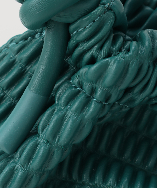 値下　LALIQUE 深緑のスパンコール パーティーバッグ 値下 LALIQUE 深緑のスパンコール パーティーバッグ