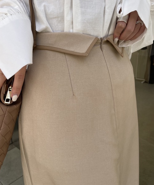 lawgy（ラウジー）の「change waist design skirt（スカート・レディース・モカ/ライトベージュ・FREE）」の3枚目の写真