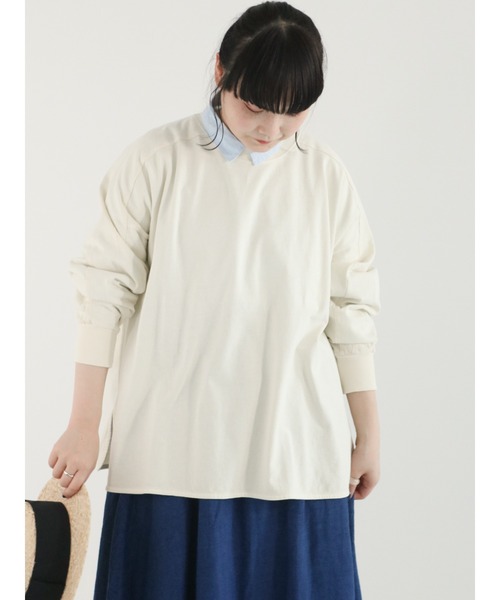 Samansa Mos2(サマンサ モスモス)の「ピグメント加工ゆるロングTシャツ(Tシャツ/カットソー・レディース・グリーン/チャコール/キナリ/イエロー・フリ-)」の8枚目の写真