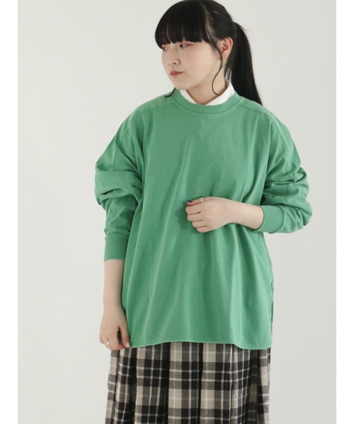 Samansa Mos2(サマンサ モスモス)の「ピグメント加工ゆるロングTシャツ(Tシャツ/カットソー・レディース・グリーン/チャコール/キナリ/イエロー・フリ-)」の17枚目の写真