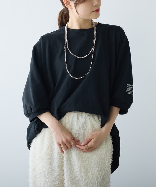 PUAL CE CIN（ピュアルセシン）の「ワンポイントプリントチュニックTシャツ（Tシャツ/カットソー・レディース・オフホワイト/ブラック/グレイッシュベージュ・FREE）」の16枚目の写真