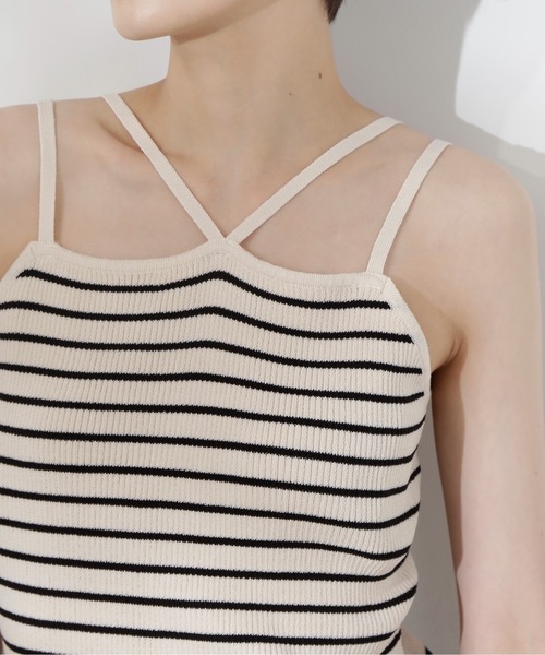 N.(N. Natural Beauty Basic)(エヌエヌナチュラルビューティーベーシック)の「◆ホルターネックニット(キャミソール・レディース・ホワイト×ブラック/ブラック/オフホワイト・MEDIUM)」の19枚目の写真