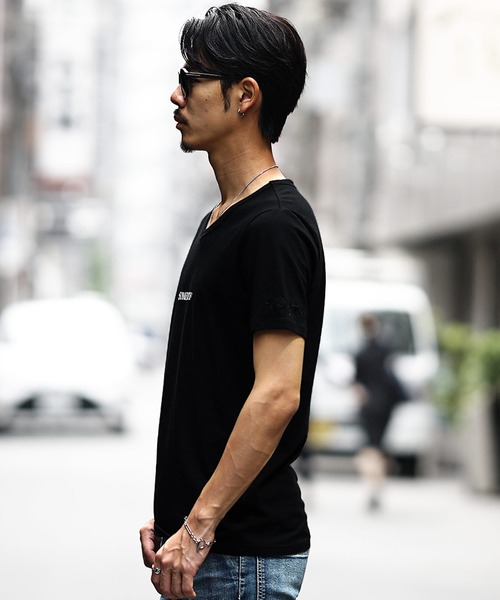 JOKER(ジョーカー)の「【SOMEDIFF】立体シリコンプリントVネックTシャツ メンズ 半袖tシャツ タイトめ ロゴデザイン ワンポイント 春服(Tシャツ/カットソー・メンズ・ホワイト/ブラック・L/XL/M)」の12枚目の写真
