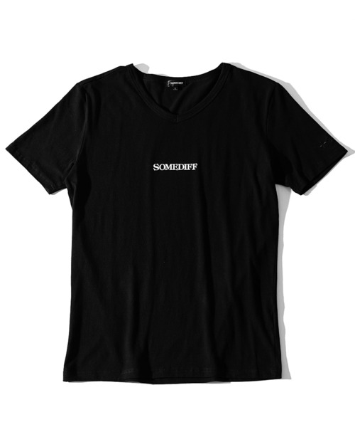 JOKER(ジョーカー)の「【SOMEDIFF】立体シリコンプリントVネックTシャツ メンズ 半袖tシャツ タイトめ ロゴデザイン ワンポイント 春服(Tシャツ/カットソー・メンズ・ホワイト/ブラック・L/XL/M)」の8枚目の写真