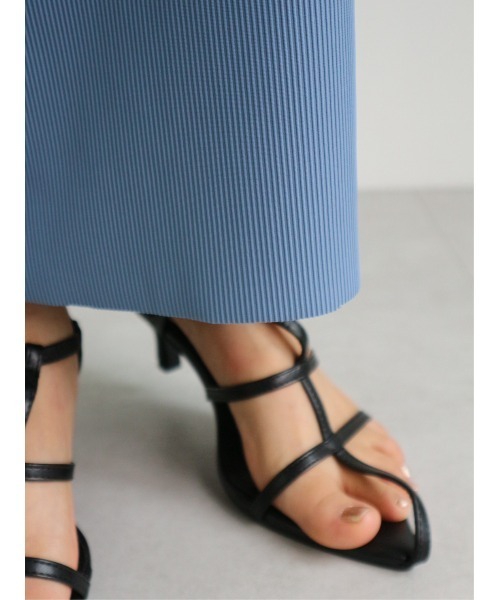 TRUNC（トランクエイティーエイト）の「Smooth Rib Self Cut Skirt（スカート・レディース・ブラック/ブルー/アイボリー・FREE）」の19枚目の写真