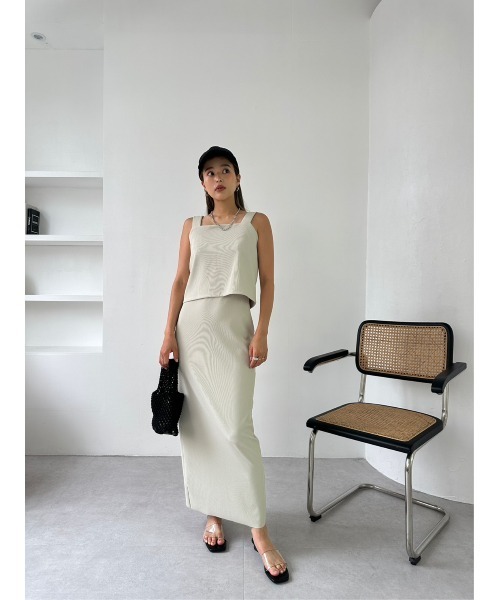 TRUNC（トランクエイティーエイト）の「Smooth Rib Self Cut Skirt（スカート・レディース・ブラック/ブルー/アイボリー・FREE）」の16枚目の写真