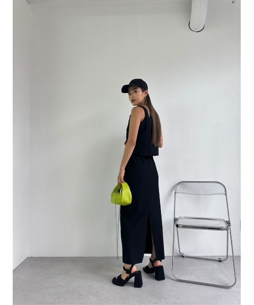 TRUNC（トランクエイティーエイト）の「Smooth Rib Self Cut Skirt（スカート・レディース・ブラック/ブルー/アイボリー・FREE）」の6枚目の写真