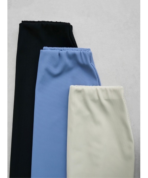 TRUNC（トランクエイティーエイト）の「Smooth Rib Self Cut Skirt（スカート・レディース・ブラック/ブルー/アイボリー・FREE）」の15枚目の写真