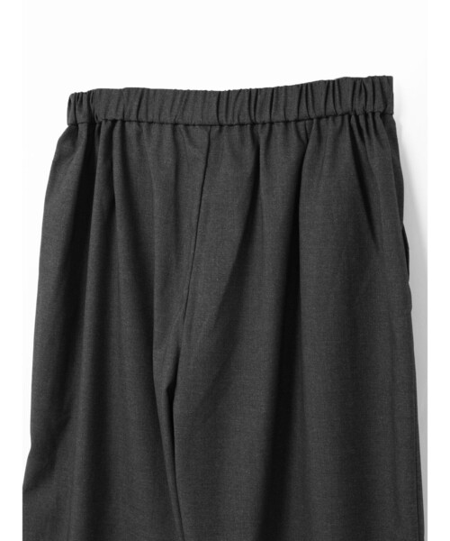 mizuiroind(ミズイロインド)の「mizuiro ind T/Rイージーストレートパンツ(その他パンツ・レディース・ブラック/チャコールグレー/ネイビー・2/1)」の22枚目の写真