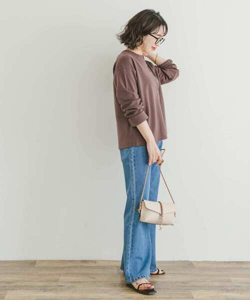 ITEMS URBANRESEARCH(アイテムズ アーバンリサーチ)の「コンパクトカーディガン(カーディガン/ボレロ・レディース・ブラウン/アイボリー/オレンジ/ブルー/ブラック・FREE)」の13枚目の写真