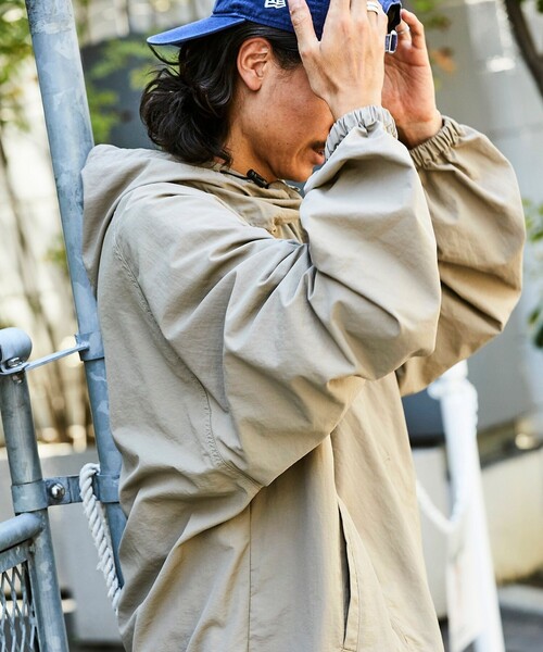 FREAK'S STORE（フリークスストア）の「限定展開 ビッグシルエット ナイロンフーディージャケット/ジップブルゾン（ナイロンジャケット・メンズ・ブラック/ベージュ/ネイビー/オリーブ・SMALL/MEDIUM/LARGE）」の15枚目の写真