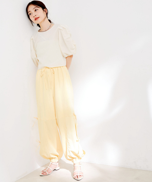 VIS(ビス)の「【洗える】サイドスリットリボンパンツ(カーゴパンツ・レディース・サックスブルー/ホワイト/クリーム・FREE)」の6枚目の写真