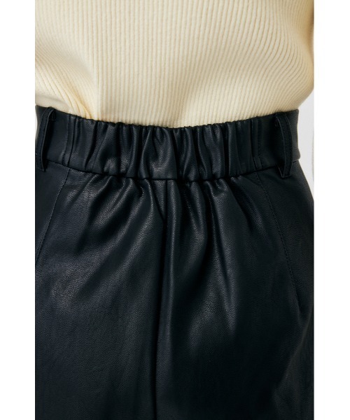 MOUSSY（マウジー）の「F/LEATHER HW HALF パンツ（その他パンツ・レディース・ブラック・2/1）」の9枚目の写真