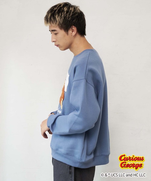 OUTDOOR PRODUCTS（アウトドアプロダクツ）の「【OUTDOOR PRODUCTS/アウトドアプロダクツ】【おさるのジョージ 】コラボ　 裏起毛　クルートレーナ－　スウェット 　ドロップショルダー　 オーバーサイズ　バックプリント（スウェット・メンズ・ホワイト/オフホワイト/ブルーグレー/杢グレー・MEDIUM/X-LARGE/LARGE）」の11枚目の写真