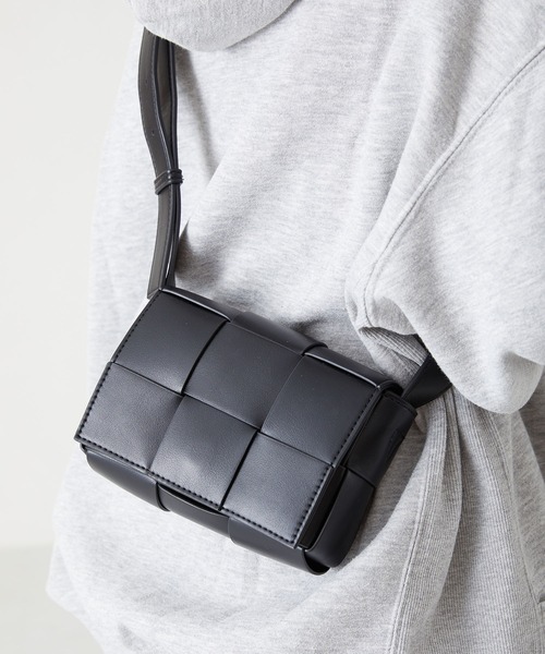 ORiental TRaffic（オリエンタルトラフィック）の「編み込みショルダーバッグ BA-213（ショルダーバッグ・レディース・グリーン/ブラック/アイボリー/ピンク・ﾌﾘ-）」の11枚目の写真