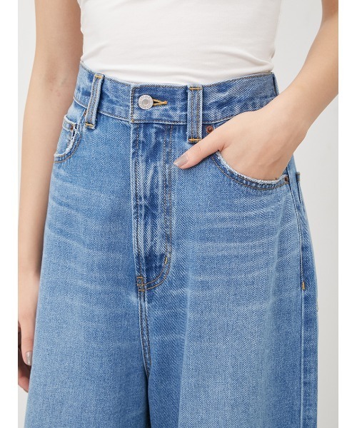 Mila Owen(ミラオーウェン)の「ルーズフィットバギーデニムパンツ【手洗い可能】(デニムパンツ・レディース・アイボリー/ブラック/ブルー・0/1)」の9枚目の写真