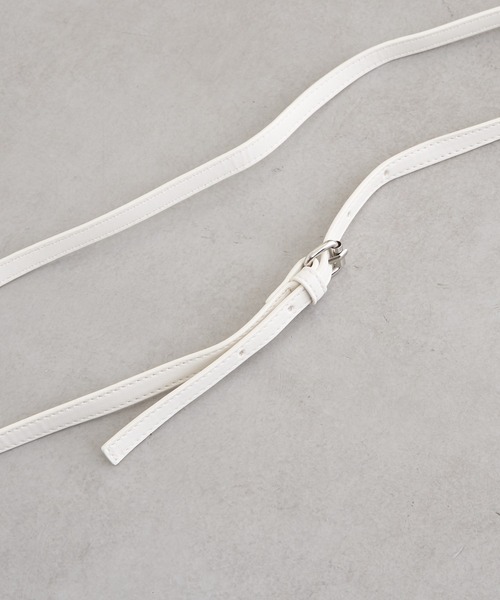 Chico（チコ）の「【2024SS】ハートポーチ付スマホショルダー（スマホグッズ・レディース・シルバー/ブラック/アイボリー・FREE）」の6枚目の写真