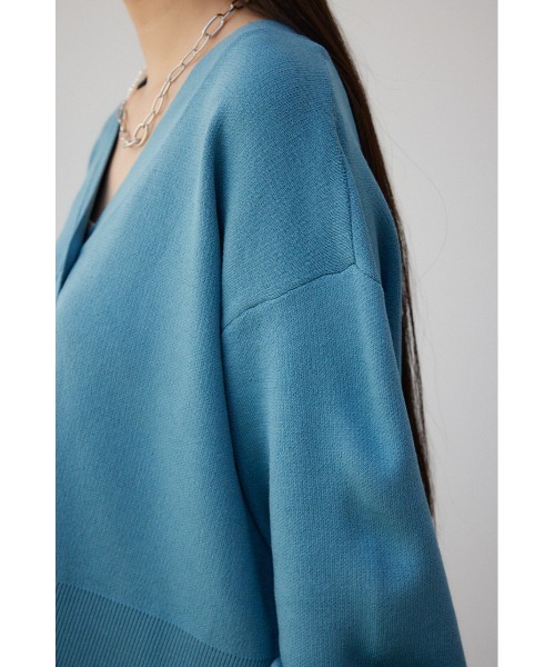 AZUL by moussy(アズールバイマウジー)の「パフスリーブショートカーディガン(カーディガン/ボレロ・レディース・アイボリー/ブラック/ライトブルー・FREE)」の22枚目の写真