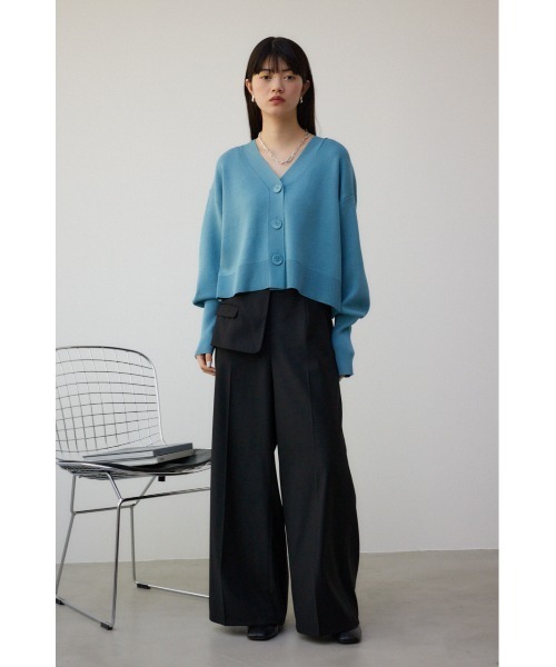 AZUL by moussy(アズールバイマウジー)の「パフスリーブショートカーディガン(カーディガン/ボレロ・レディース・アイボリー/ブラック/ライトブルー・FREE)」の17枚目の写真