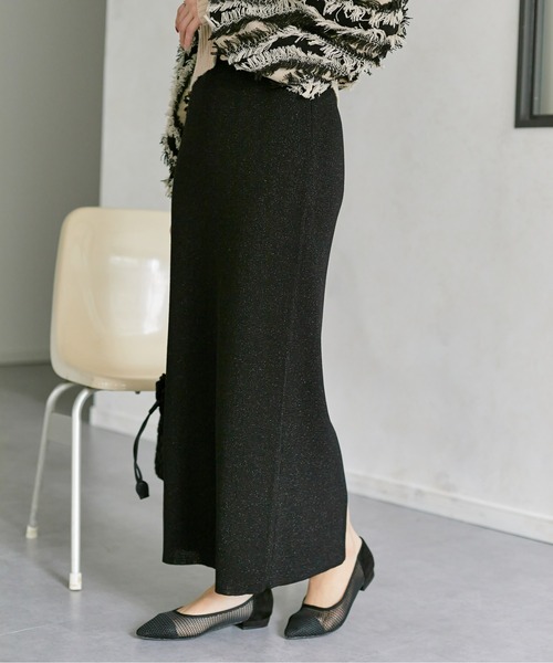 Thevon(ゼボン)の「ラメ混ニットナロースカート(スカート・レディース・グレー/ブラック/モカ/イエロー・FREE)」の19枚目の写真