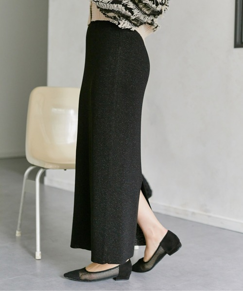 Thevon(ゼボン)の「ラメ混ニットナロースカート(スカート・レディース・グレー/ブラック/モカ/イエロー・FREE)」の18枚目の写真