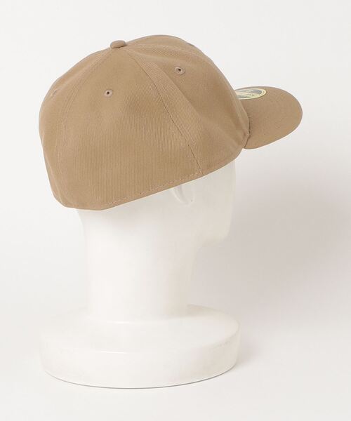 A BATHING APE（アベイシングエイプ）の「COLLEGE NEW ERA 59FIFTYOW PROFILE CAP（キャップ・メンズ・ブラック/ベージュ・MEDIUM/LARGE/XX-LARGE/SMALL/X-LARGE）」の5枚目の写真