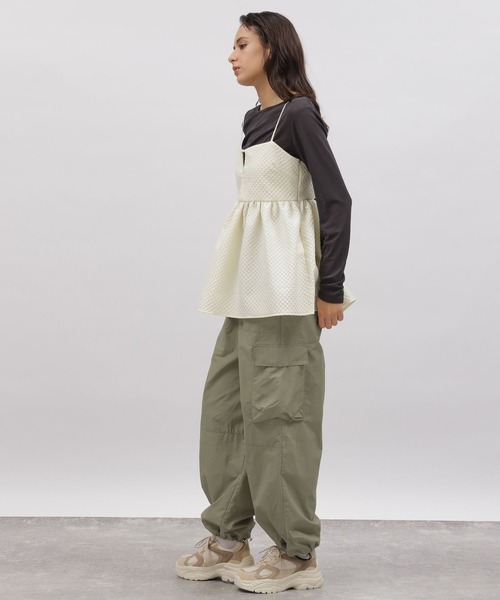 LAKOLE（ラコレ）の「ブラカットフクレジャガードキャミ / 108562（キャミソール・レディース・ブラウン系その他/アイボリー/ブラック・MEDIUM/SMALL）」の16枚目の写真