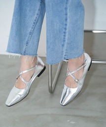 メタリッククロスストラップパンプス