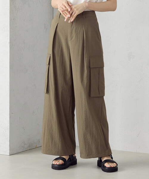 COMME CA ISM（コムサイズム）の「2WAY ワイド カーゴパンツ（カーゴパンツ・レディース・カーキ/チャコール・SMALL/MEDIUM/LARGE）」の11枚目の写真