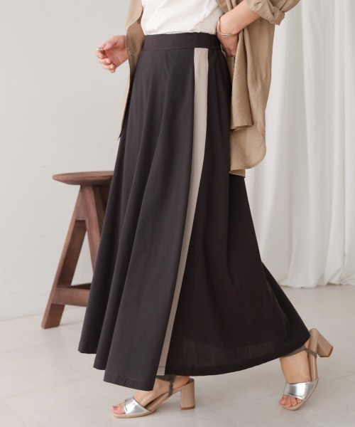 Bou Jeloud（ブージュルード）の「綿麻バイカラーテープスカート（スカート・レディース・ベージュ/チャコールグレー・38）」の2枚目の写真