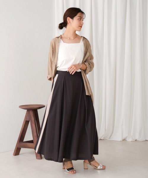 Bou Jeloud（ブージュルード）の「綿麻バイカラーテープスカート（スカート・レディース・ベージュ/チャコールグレー・38）」の4枚目の写真