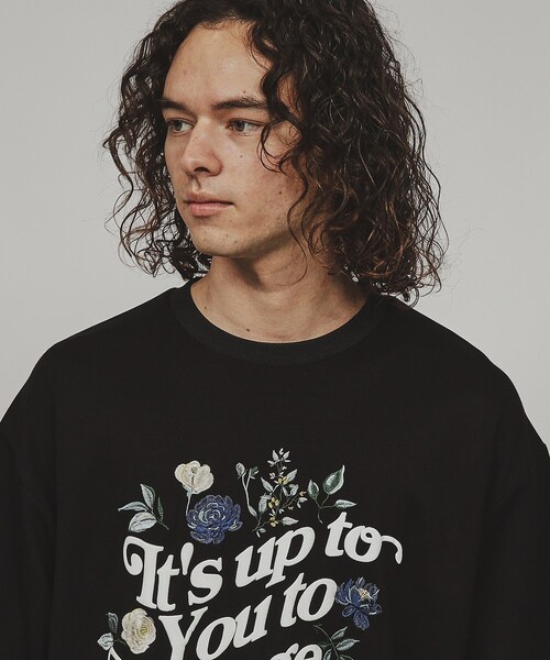 tk.TAKEO KIKUCHI(ティーケータケオキクチ)の「◆ウェーブレタードフラワーTシャツ(Tシャツ/カットソー・メンズ・ホワイト/ブラック/ブラック系4・02/03)」の17枚目の写真