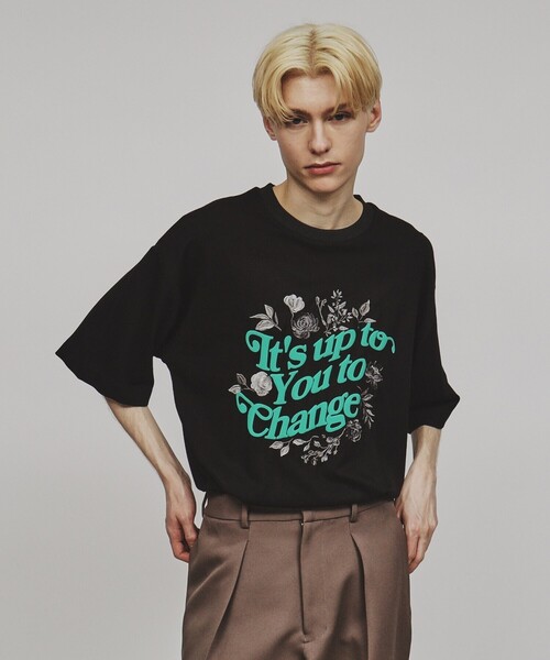 tk.TAKEO KIKUCHI(ティーケータケオキクチ)の「◆ウェーブレタードフラワーTシャツ(Tシャツ/カットソー・メンズ・ホワイト/ブラック/ブラック系4・02/03)」の19枚目の写真