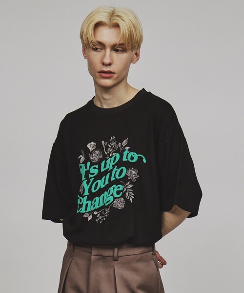tk.TAKEO KIKUCHI(ティーケータケオキクチ)の「◆ウェーブレタードフラワーTシャツ(Tシャツ/カットソー・メンズ・ホワイト/ブラック/ブラック系4・02/03)」の20枚目の写真