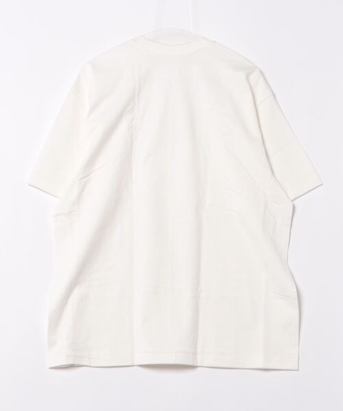HANES（ヘインズ）の「【Hanes/ヘインズ】【待望のXXL】SHIRO クルーネックT ビッグシルエット 7.0oz 独自製法のホワイト ユニセックス（Tシャツ/カットソー・メンズ・ホワイト・XX-LARGE）」の2枚目の写真