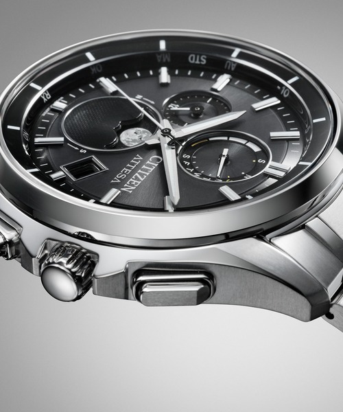 ATTESA（アテッサ）の「ATTESA アテッサ 光発電エコ・ドライブ電波時計 ムーンフェイズ（アナログ腕時計・メンズ・シルバー・FREE）」の5枚目の写真