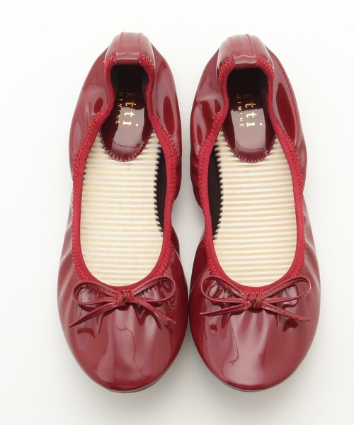 &Bridge(アンドブリッジ)の「Pitti (ピッティ) ポーチ付きパンプス(パンプス・レディース・ライトオレンジ系・L)」の4枚目の写真
