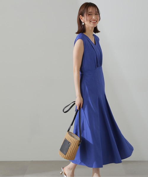 N.（N. Natural Beauty Basic）（エヌエヌナチュラルビューティーベーシック）の「◆ドライタッチボリュームフレアワンピース（ワンピース・レディース・ライトベージュ/ブラック/ブルー・MEDIUM）」の3枚目の写真