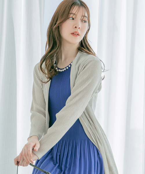 Jayro(ジャイロ)の「プリーツトッパー(カーディガン/ボレロ・レディース・ブラック/ネイビー/ベージュ/ピンク/ホワイト・FREE)」の4枚目の写真