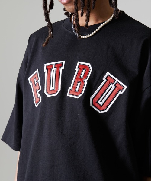 FUBU（ フブ）の「FUBU フブ ブランド カレッジ ロゴ ワッペン 刺繍 アメカジ 半袖 Tシャツ ティーシャツ（Tシャツ/カットソー・メンズ・グリーン/ホワイト/ブラック/パープル・L/M/XXL/XL）」の10枚目の写真