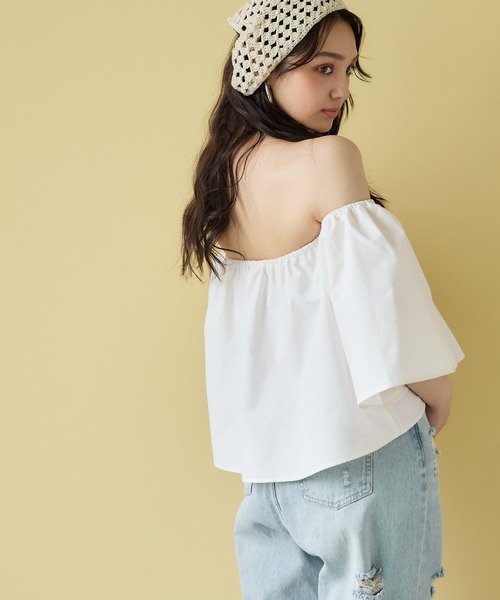 coca(coca)(コカ)の「パリフワオフショルダーブラウス(シャツ/ブラウス・レディース・ブラック/ホワイト・L/M)」の5枚目の写真