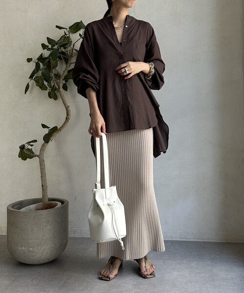 DouDou(ドゥドゥ)の「袖リブバックオープンシャツ(シャツ/ブラウス・レディース・ネイビー/ブラウン/オフホワイト・FREE)」の13枚目の写真